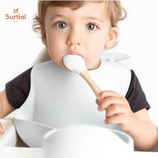 Conjunto Alimentação do Bebê - Silicone e Madeira Surtial™